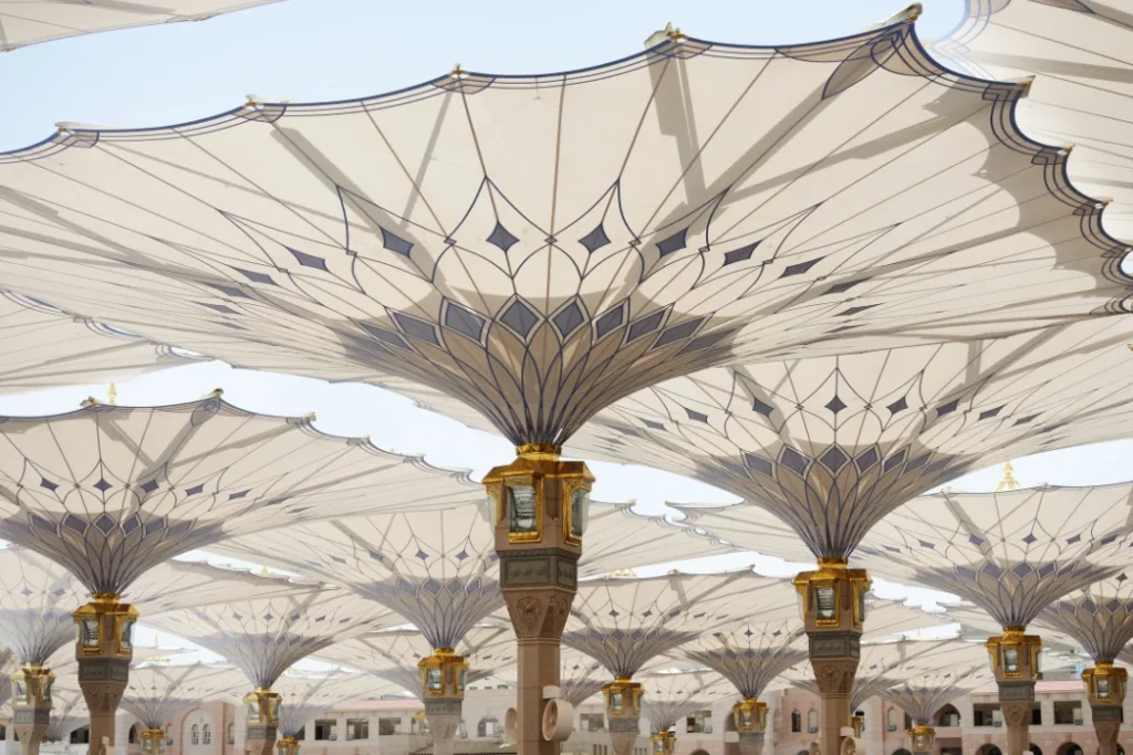 Piazzas and Umbrellas in masjid e nabvi